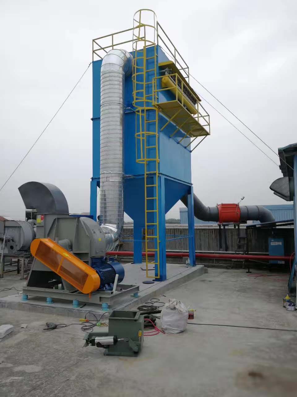 脉冲布袋除尘器性能介绍